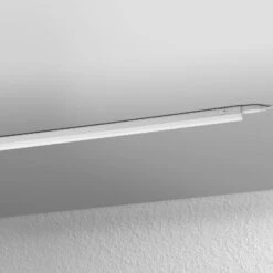LEDVANCE Batten LED-Unterschranklampe 120cm 3.000K 14 LEDVANCE Batten LED-Unterschranklampe 120cm 3.000K -Laden Für Heimbeleuchtung 6106116 3
