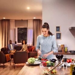 Philips Hue White 9W E27 LED-Lampe, 4er-Packung -Laden Für Heimbeleuchtung 7534317 3