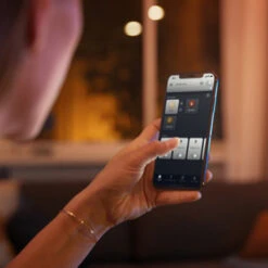 Philips Hue White 9W E27 LED-Lampe, 4er-Packung -Laden Für Heimbeleuchtung 7534317 7