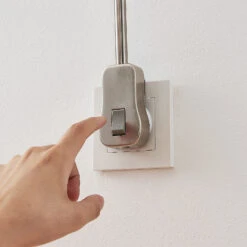 Lindby Aeryn Steckdosenleuchte, Flexarm, Schalter -Laden Für Heimbeleuchtung 8032242 7