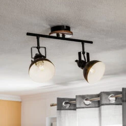 Lindby Trinela Strahler Mit Holz, Zweiflammig